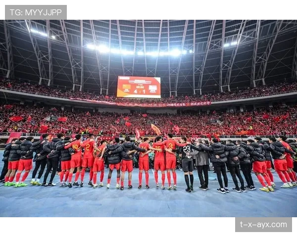 埃斯帕尼奥尔主场强势延续不败,状态回暖引爆球迷热情 埃斯帕尼奥尔主场强势延续不败,状态回暖引爆球迷热情